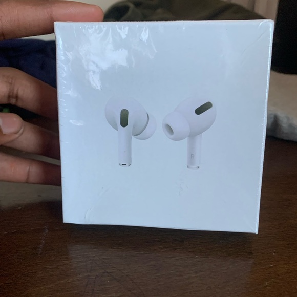 Apple AirPods Pro (2nd Generation)
